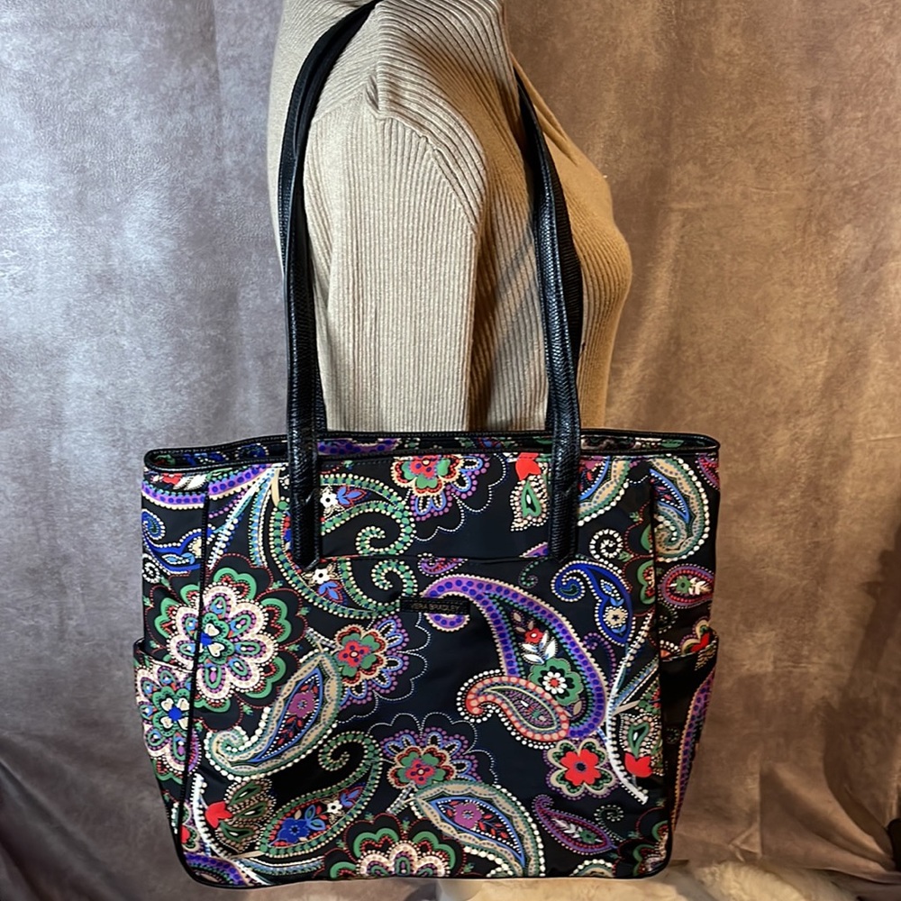 VERA BRADLEY
